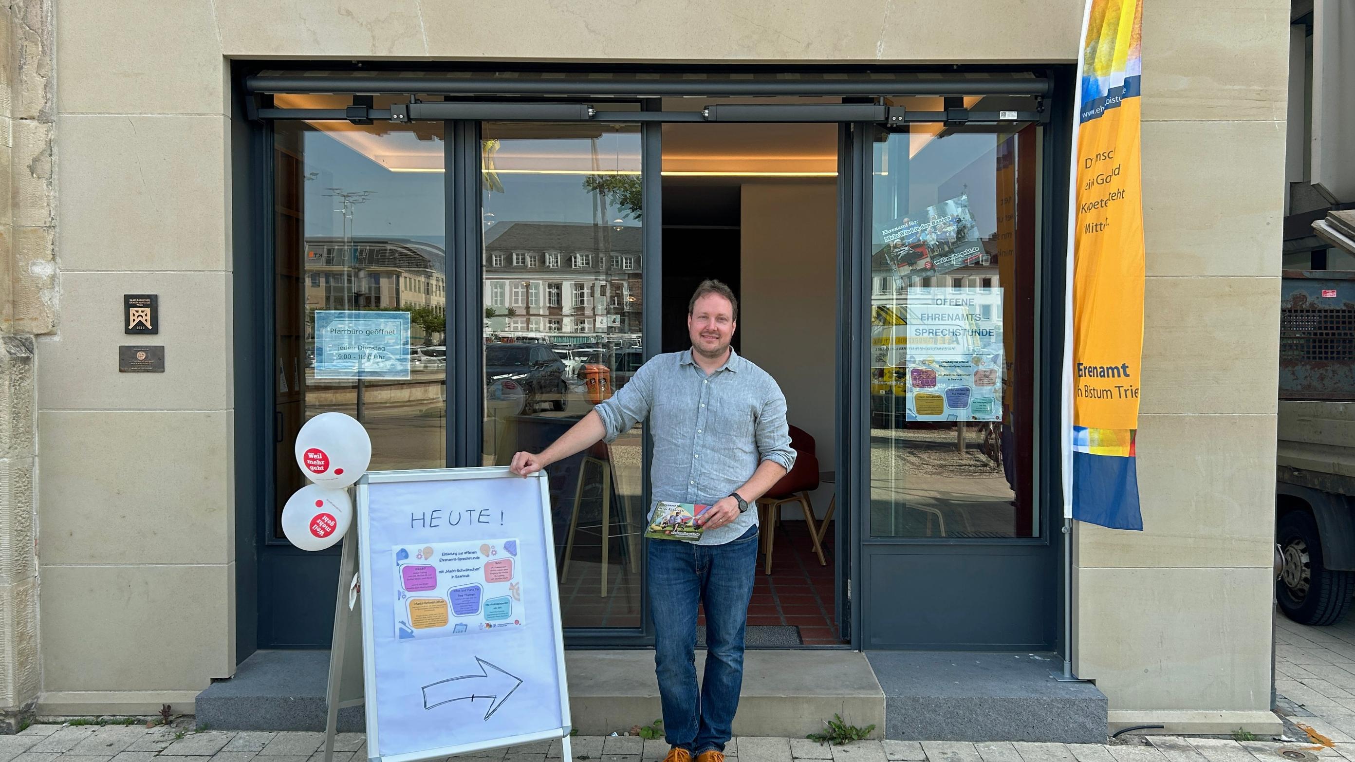 Engagemententwickler Maximilian Schmitt bietet freitags in Saarlouis eine Ehrenamts-Sprechstunde an.